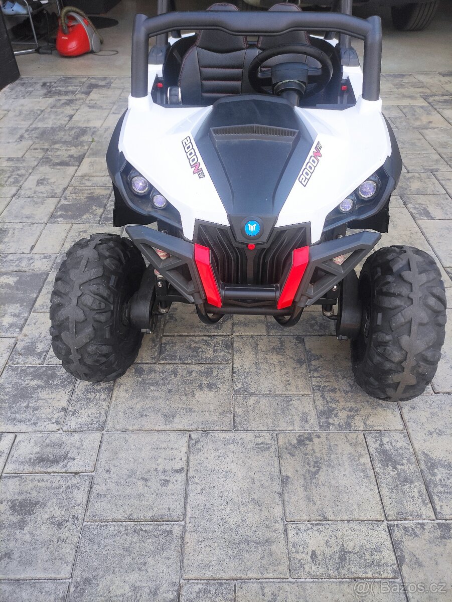 prodám dětské elektrické autíčko 4x4 UTV MX - 2