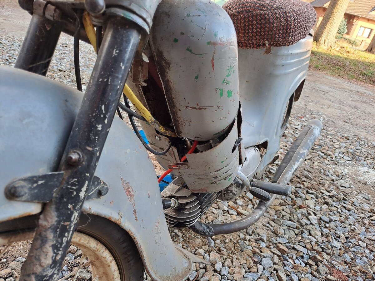 Jawa 555 - 2