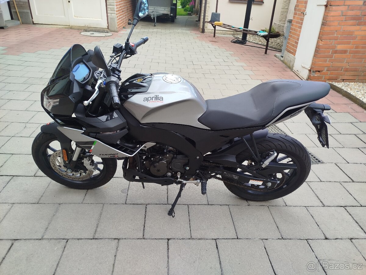 Aprilia Tuono 125 - 2