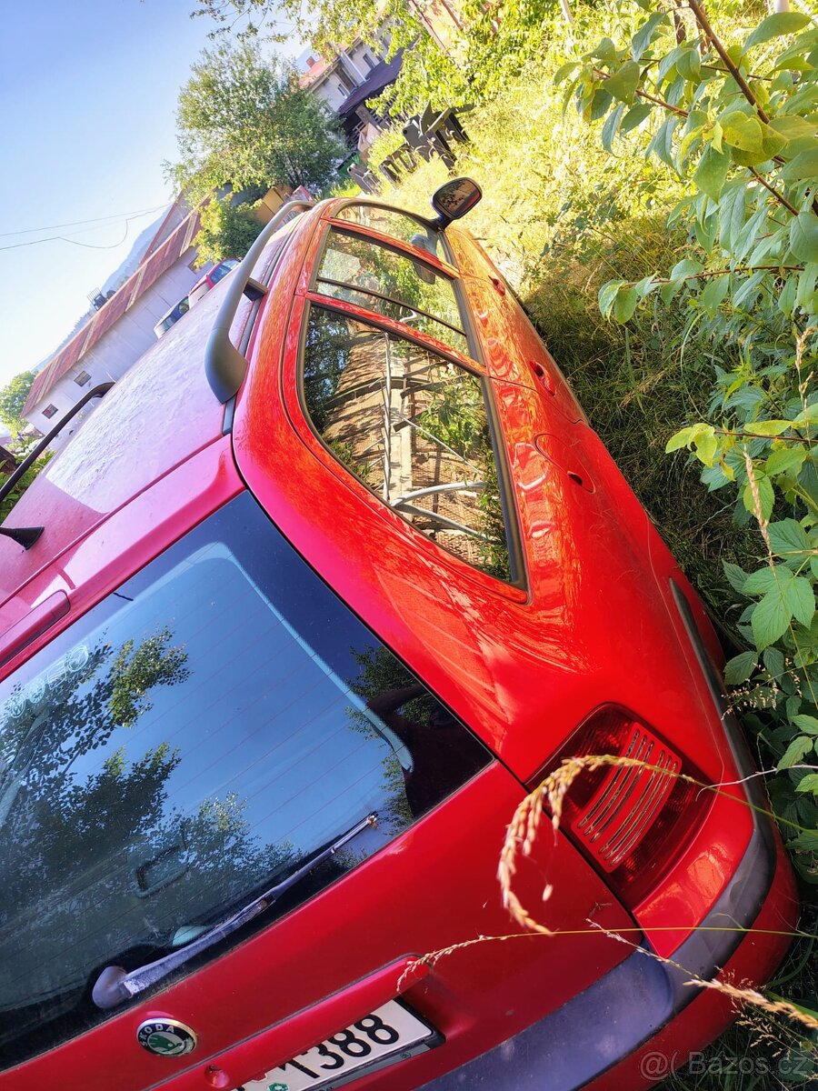Škoda Octavia I na náhradní díly - 2