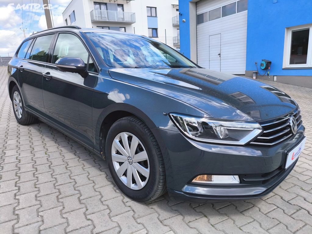 Volkswagen Passat, 2.0 TDi Trendline / ODPOČET DPH - 2