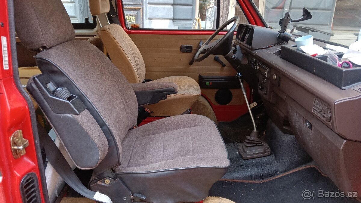 sedačky pilotky T3 caravelle, T3 Multivan, T3 syncro - 2