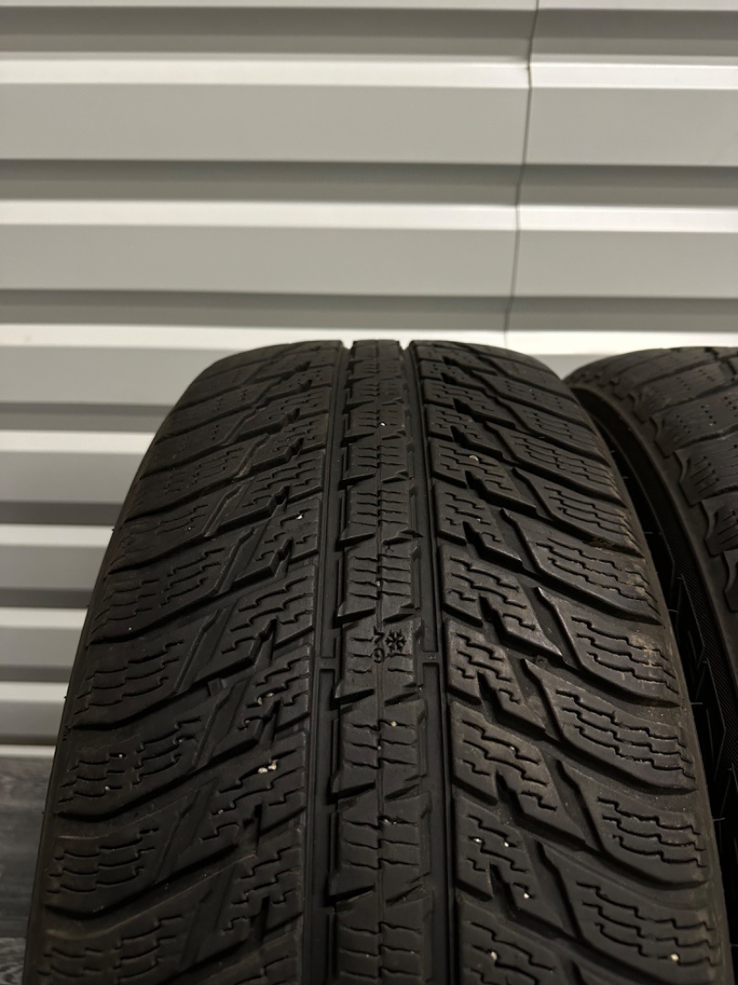 3ks pneu 265/60/18 NOKIAN - 2