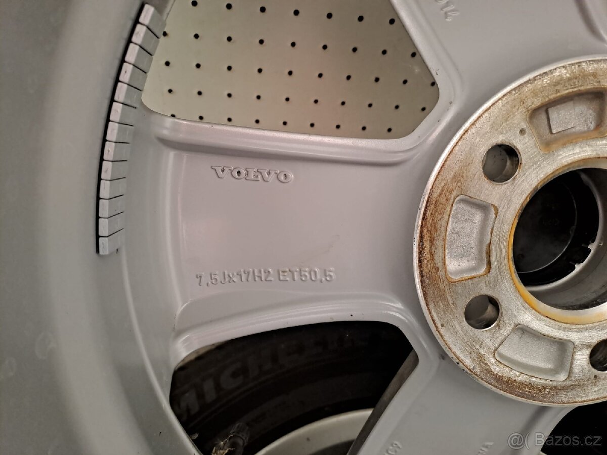 Sada letních pneumatik Michelin 235 / 60 R17 - 2