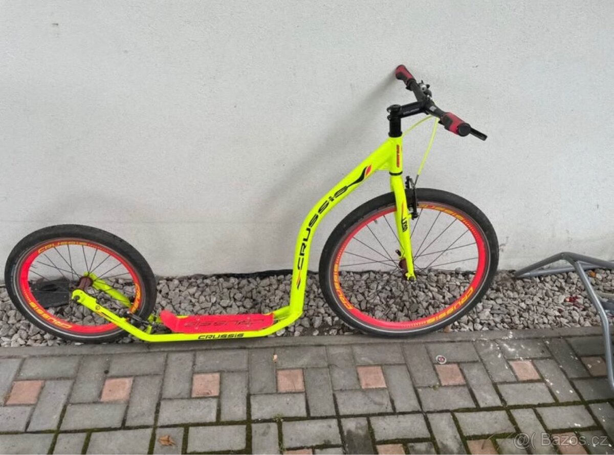 Koloběžka Crussis Urban 4.2 – výborný stav, málo jetá - 2