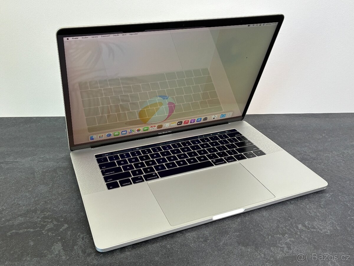 MacBook Pro 15'' 2016 / i7 / 16GB / 512GB SSD - DPH - 2