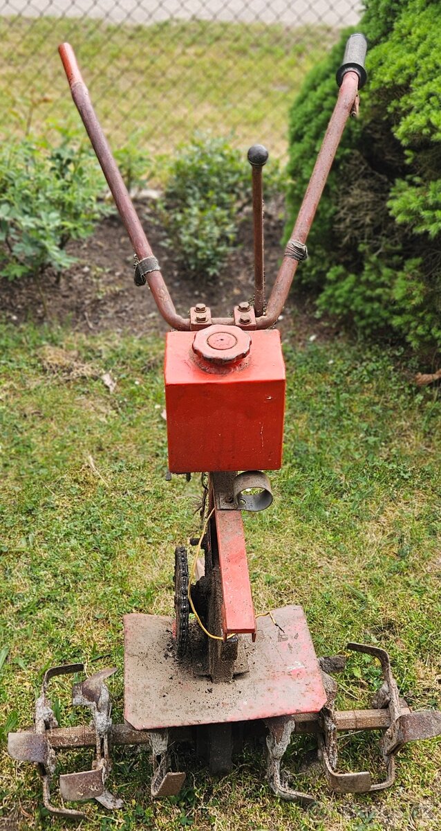 Kultivátor - 2