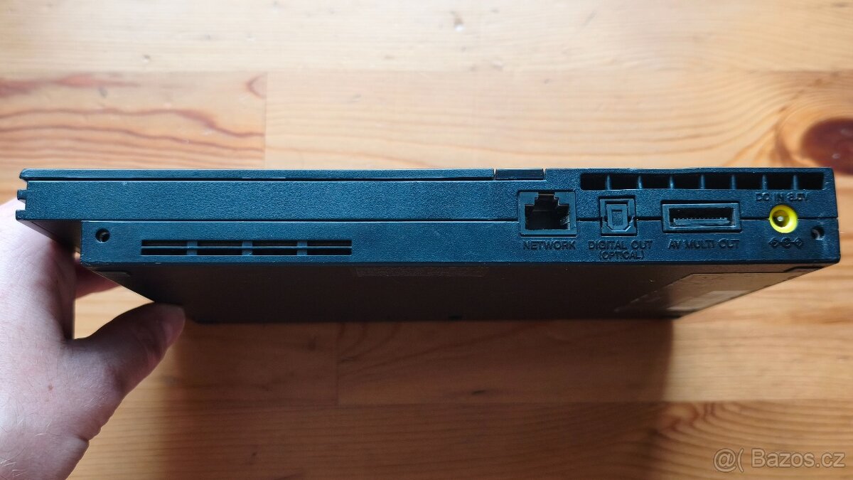 PS2 Slim SCPH-75004 velmi dobrý stav - 2