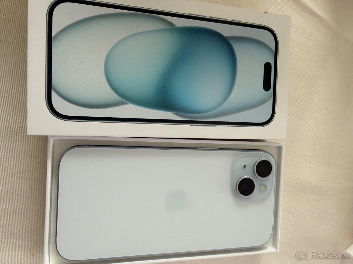 iPhone 15, 128GB světle modrá - 2