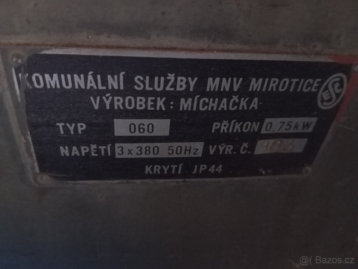Stavební míchačka - 2