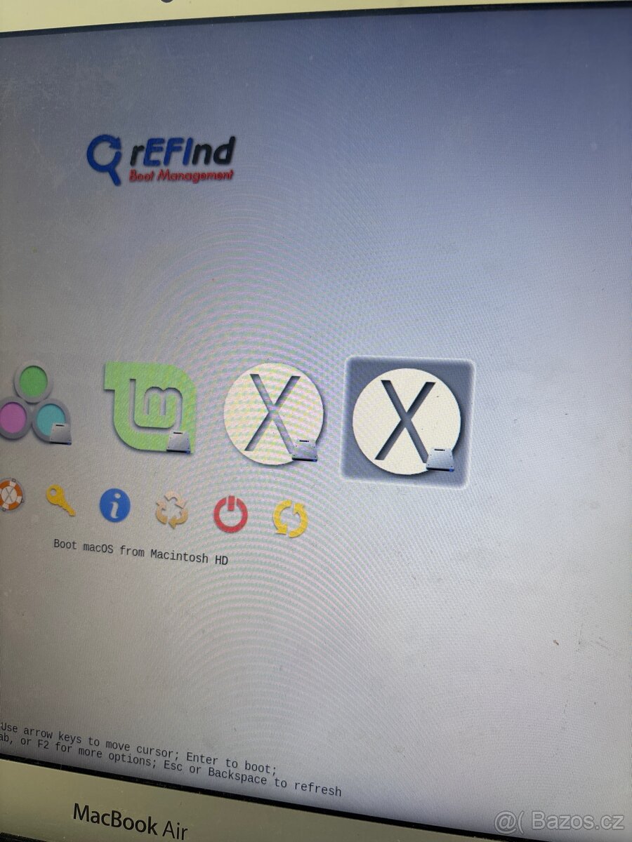 MacBook Air 2012, 13 palců, dualboot linux mint, 128gb - 2