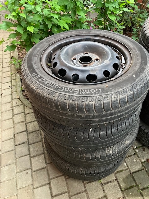 Prodám sadu letních plechových kol 175/65 R14 - 2