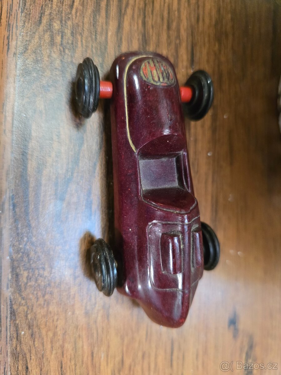 TATRA FORMULE 1 BAKELIT - 2