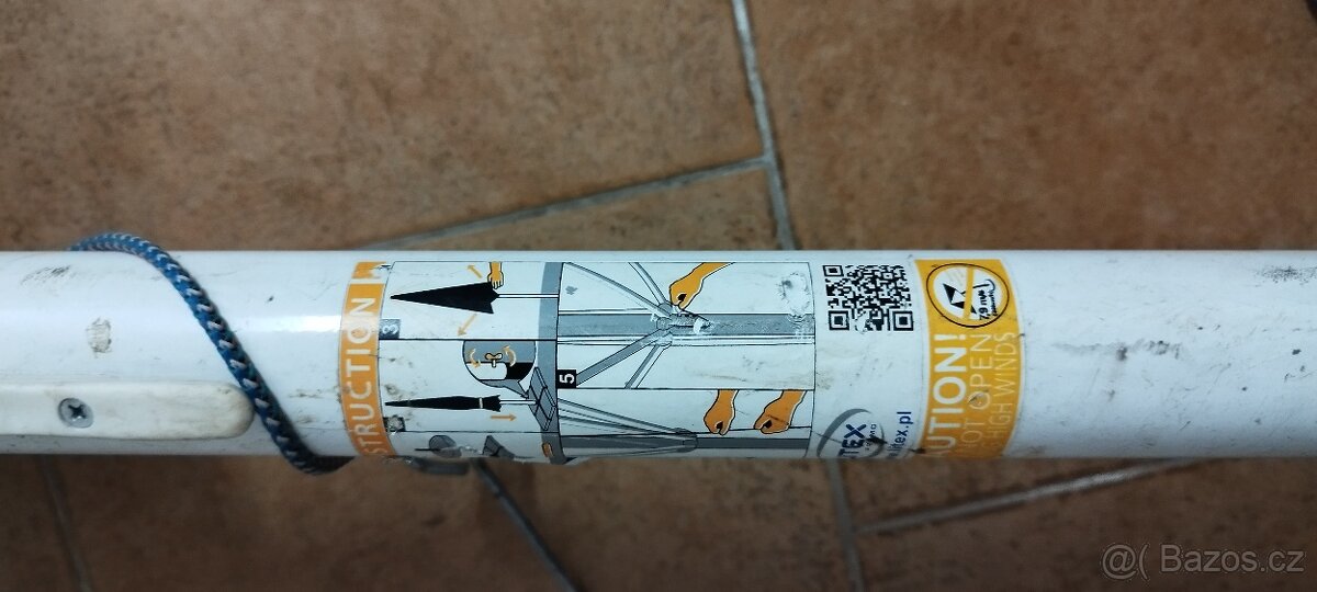 Hospodský deštník -konstrukce - 2