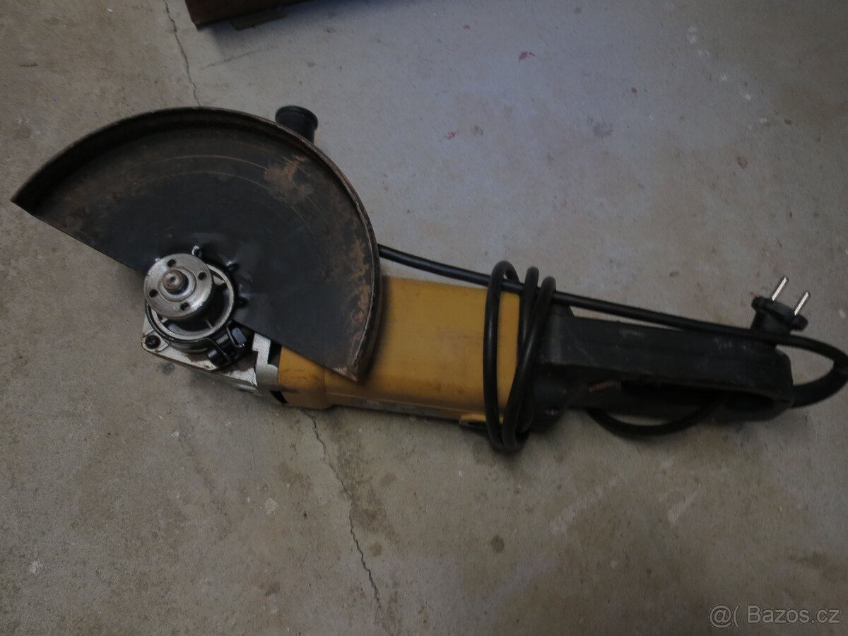 Bruska úhlová za 100 Kč. - 2