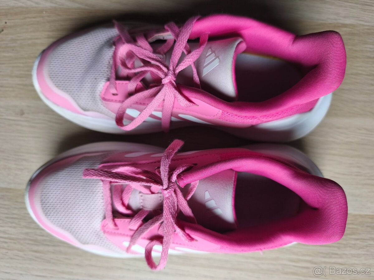 Prodám dětské sportovní boty vel.36 - 2