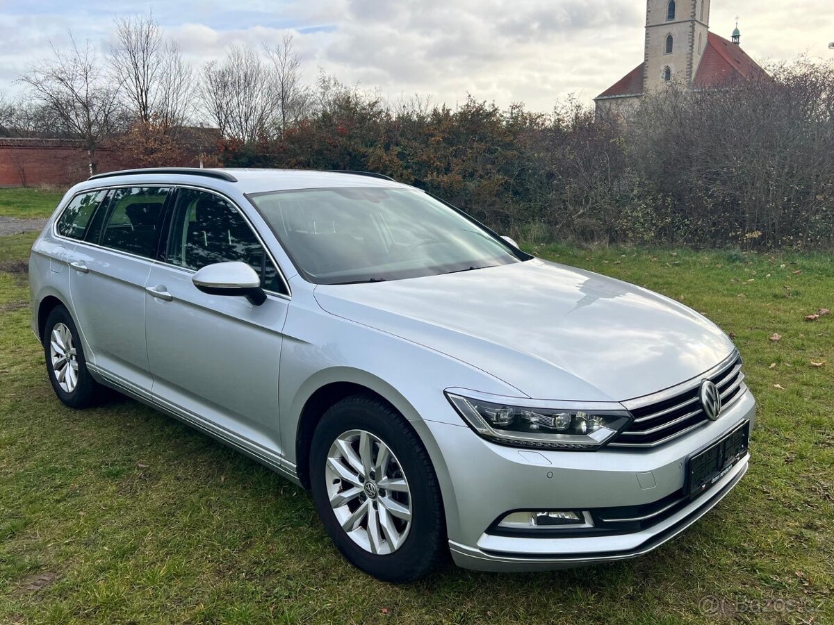 VOLKSWAGEN PASSAT KOMBI 2.0TDI - 2