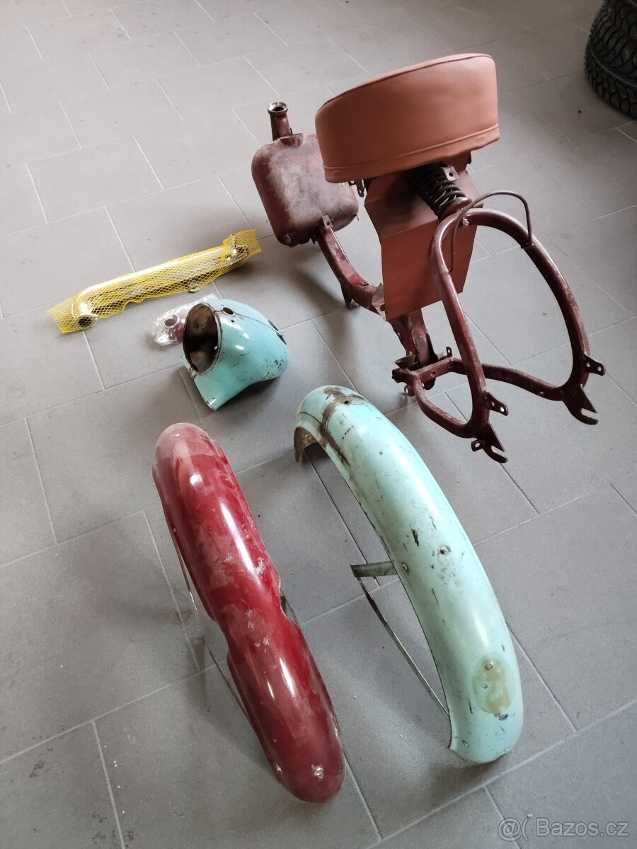 Díly jawa 550 pařez - 2