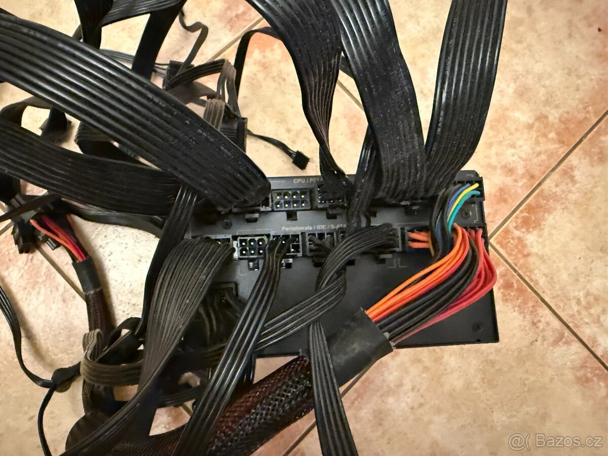 Zalman ZM1000-EBT – 1000W 80 PLUS Gold, plně modulární ATX z - 2