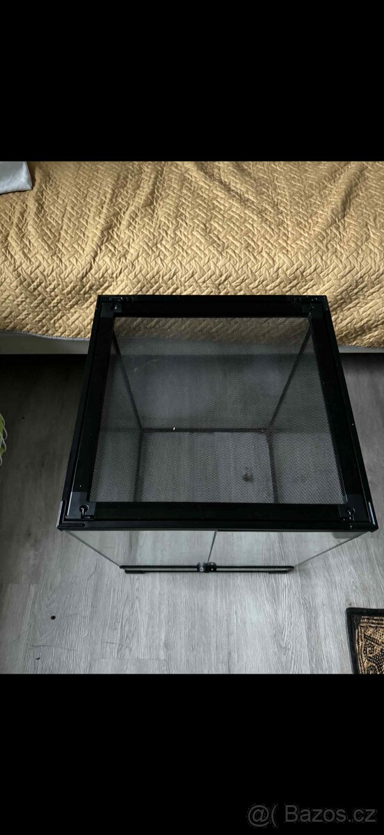 Terárium pro chameleona - 2