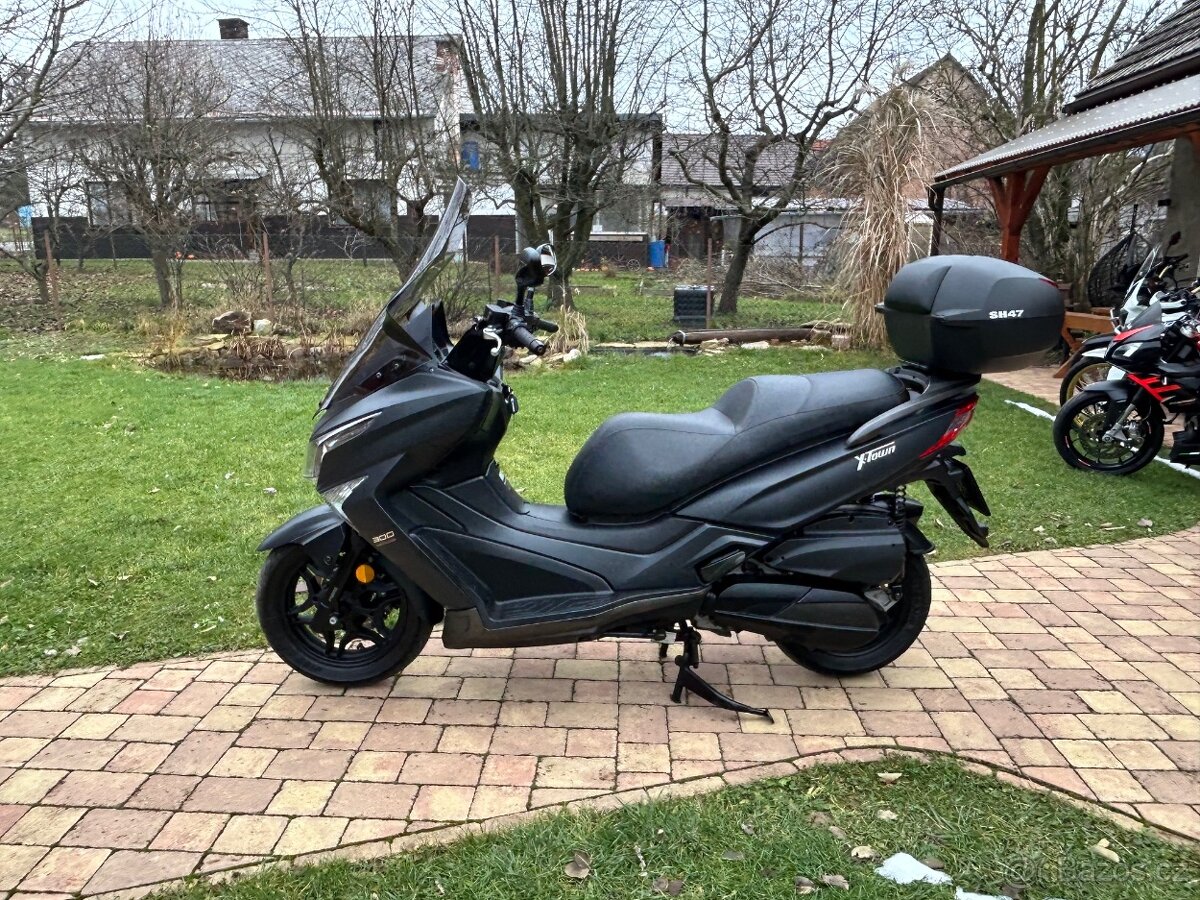 Kymco X-town 300i ABS - 2