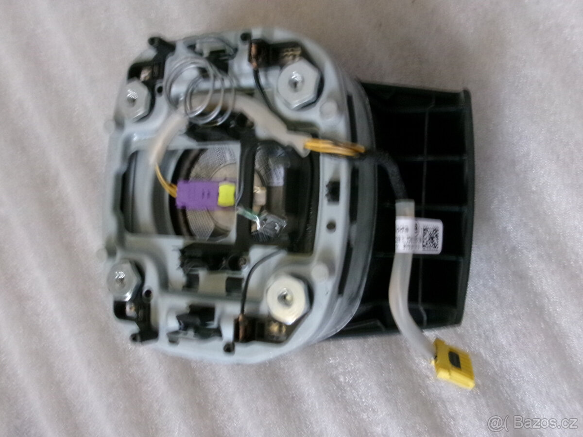 Octavia 2 airbag řidiče před facelift - 2