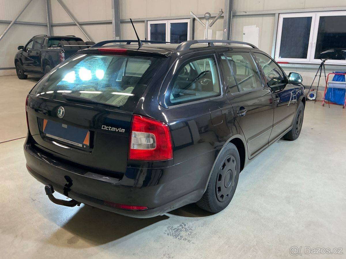 Škoda Octavia II 2.0 TDI 103kW,tažné,serviska - 2