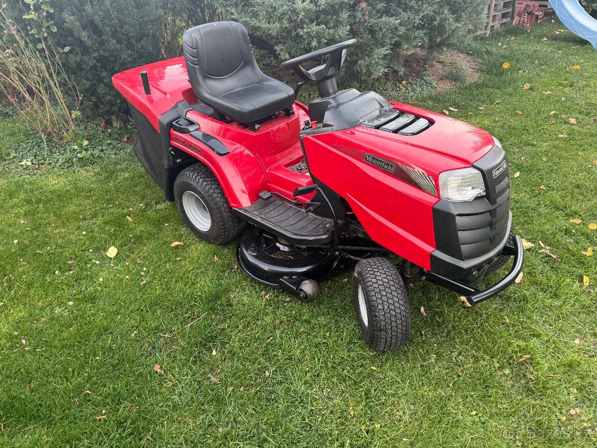 Zahradní traktor 1538H - 2