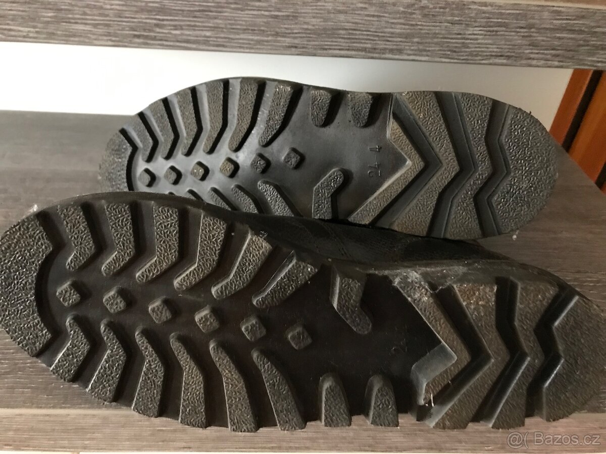Pracovní obuv vel. 37 - 2