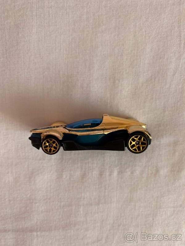 Hot Wheels autíčko se silnicí - 2