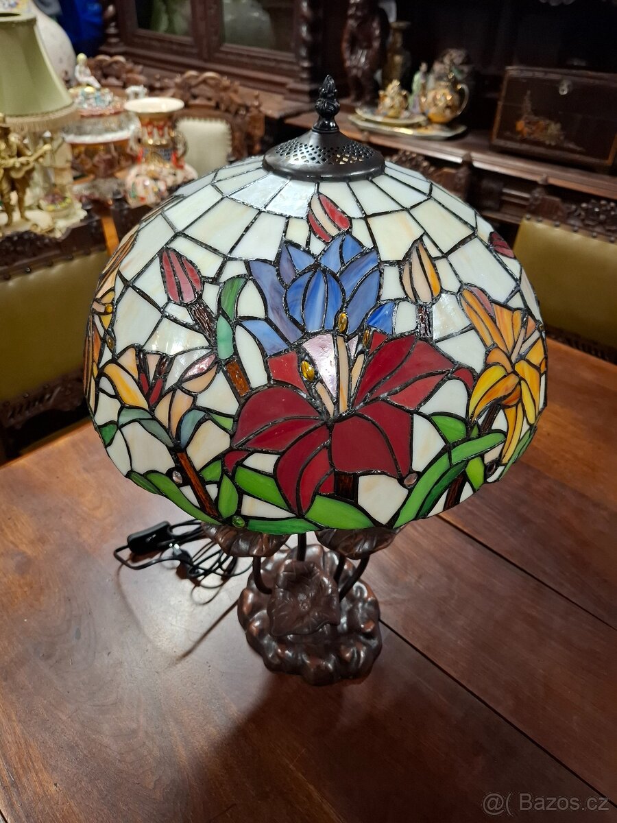 Vitrážová stolní lampa Tifany - 2