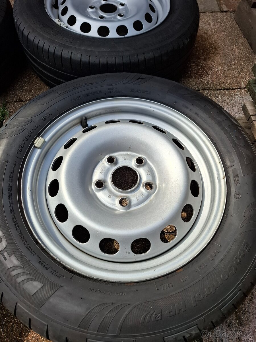 LETNÍ SADA VW CADDY + PLECHOVÝ DISK--195/65/R15" - 2