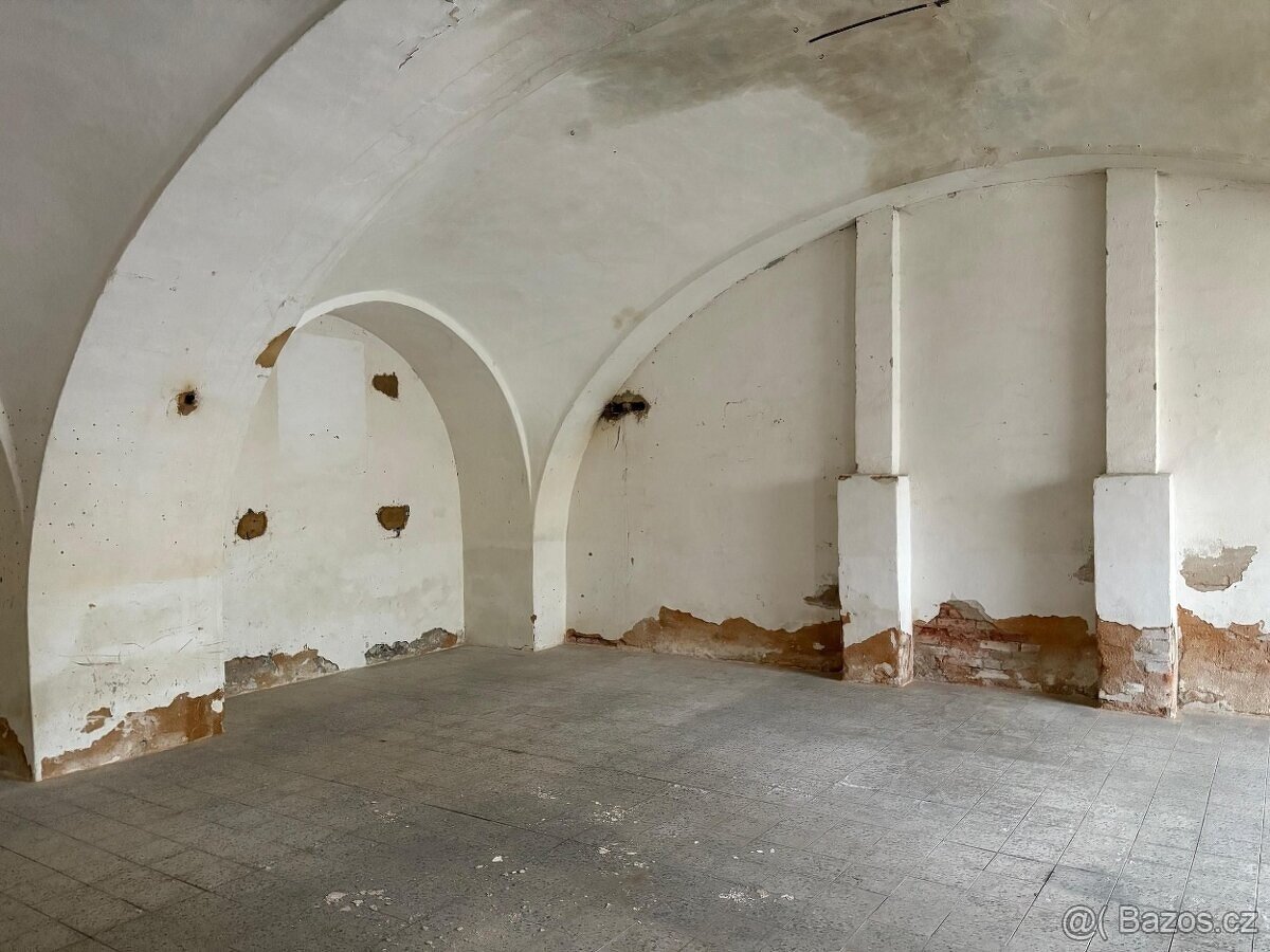 Pronájem skladu - 2