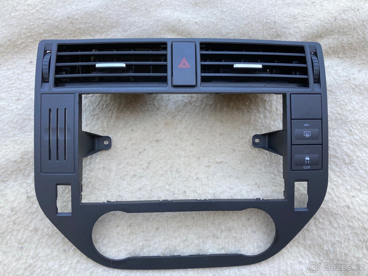Rámeček kolem rádia Ford Focus C-Max - 2
