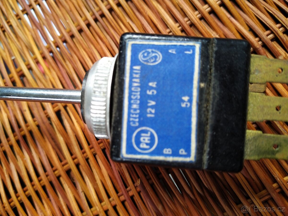 Prodám přepínač na Pal - 2