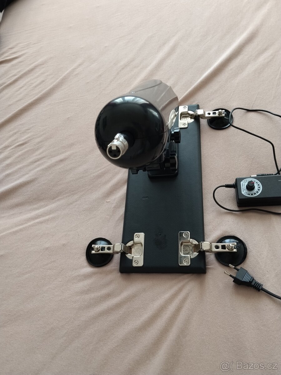 Automatický stroj ( masturb) - 2