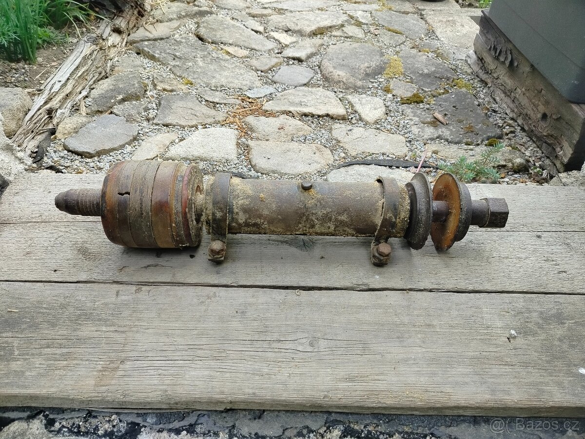 Hřídel s pilovým kotoučem - 2