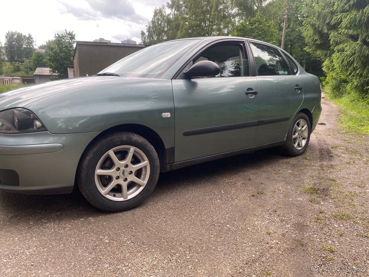 Seat Cordoba 1.4 benzin - 2
