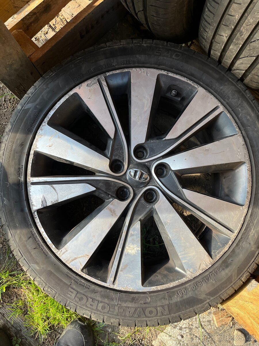 Kia sportage r19 - 2