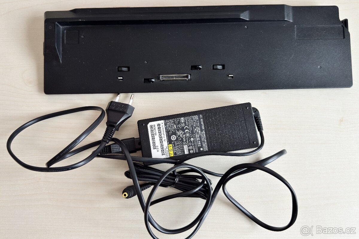 FUJITSU LIFEBOOK E756 Win 11 Pro ,s příslušenstvím - 2