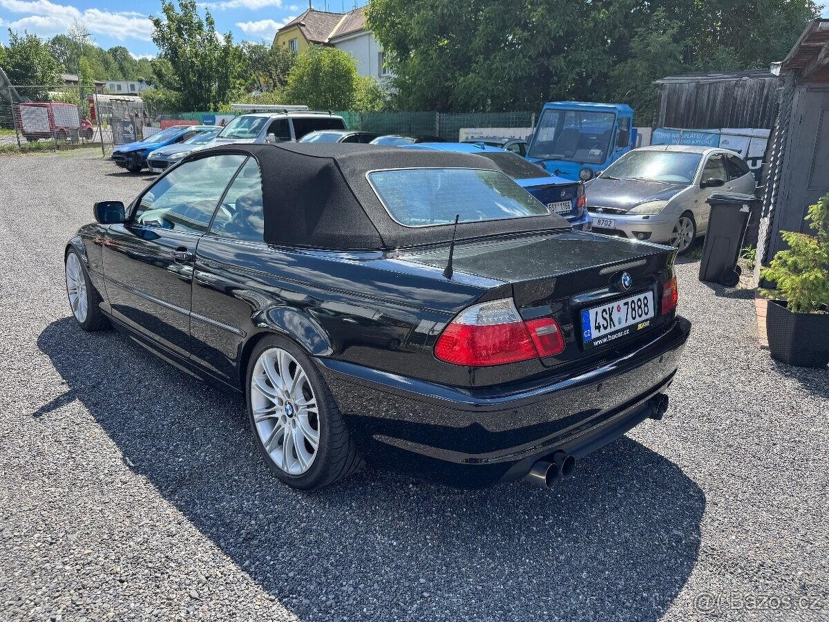 BMW E46 330Ci M-paket Cabrio - 2
