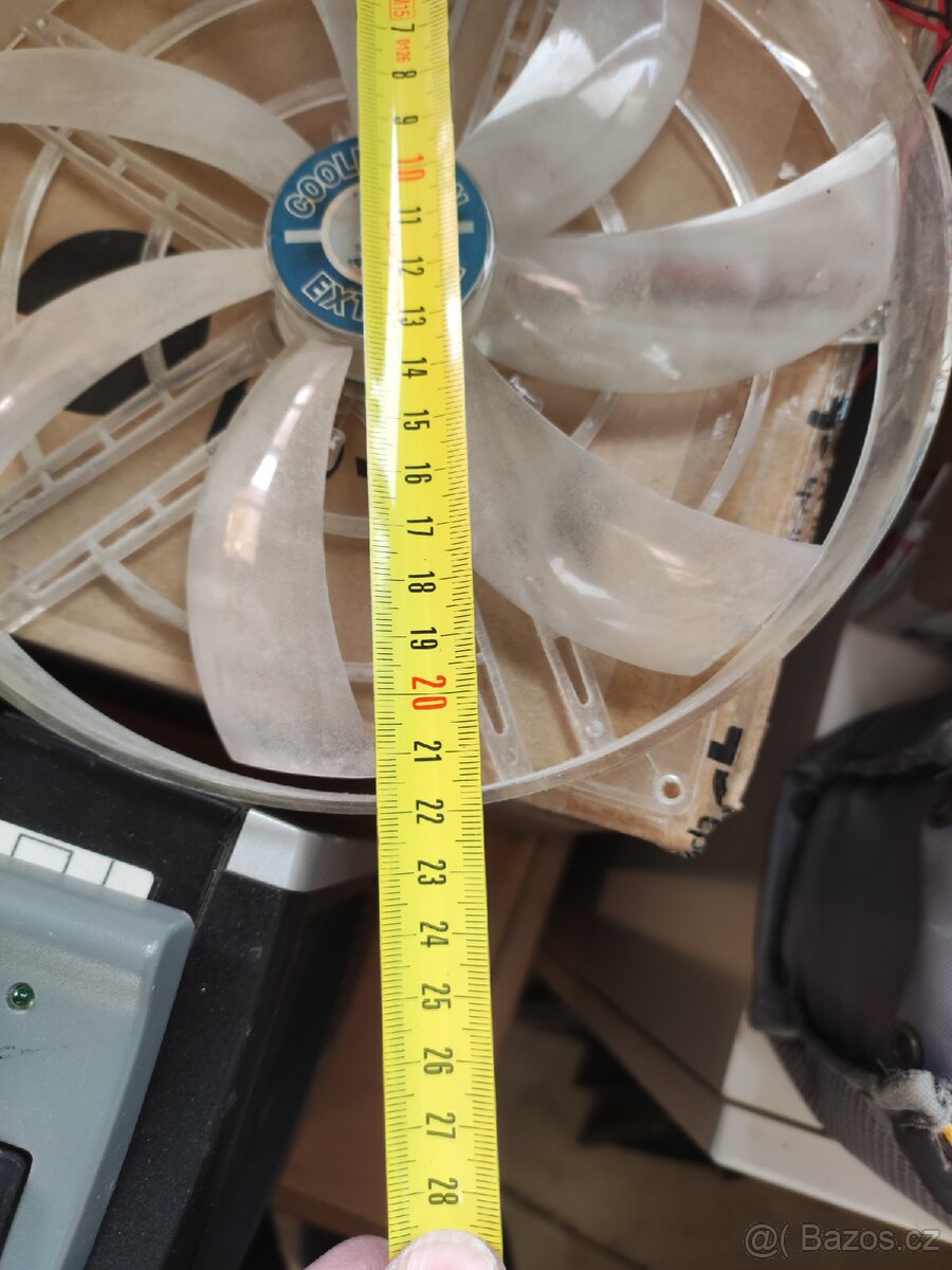 Vetrak prumer 22cm s regulaci otacek na 12v molex - 2