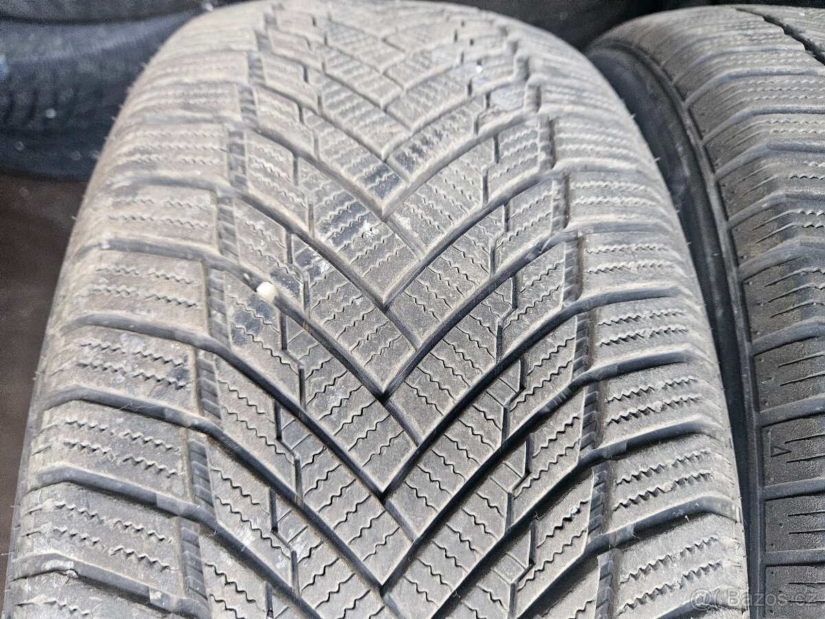 205/55R16 91V Tracmax - 2