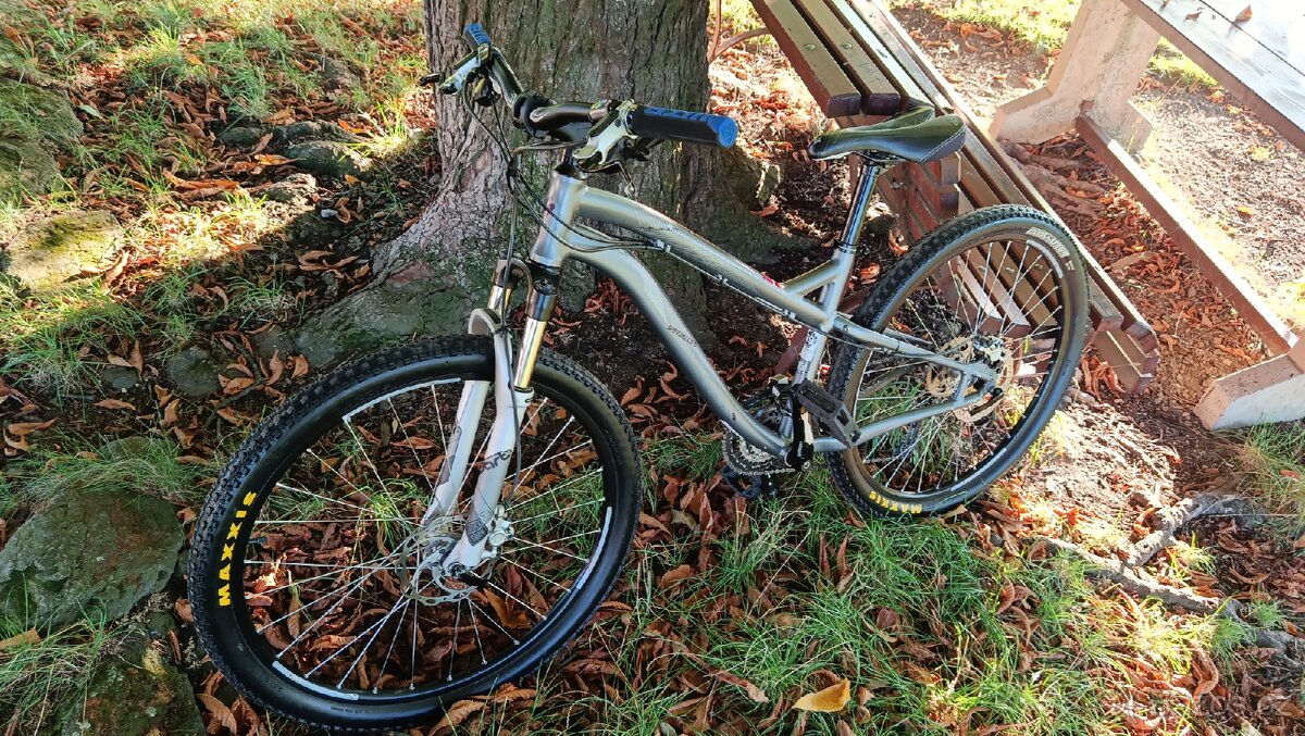 Horské kolo specialized - 2