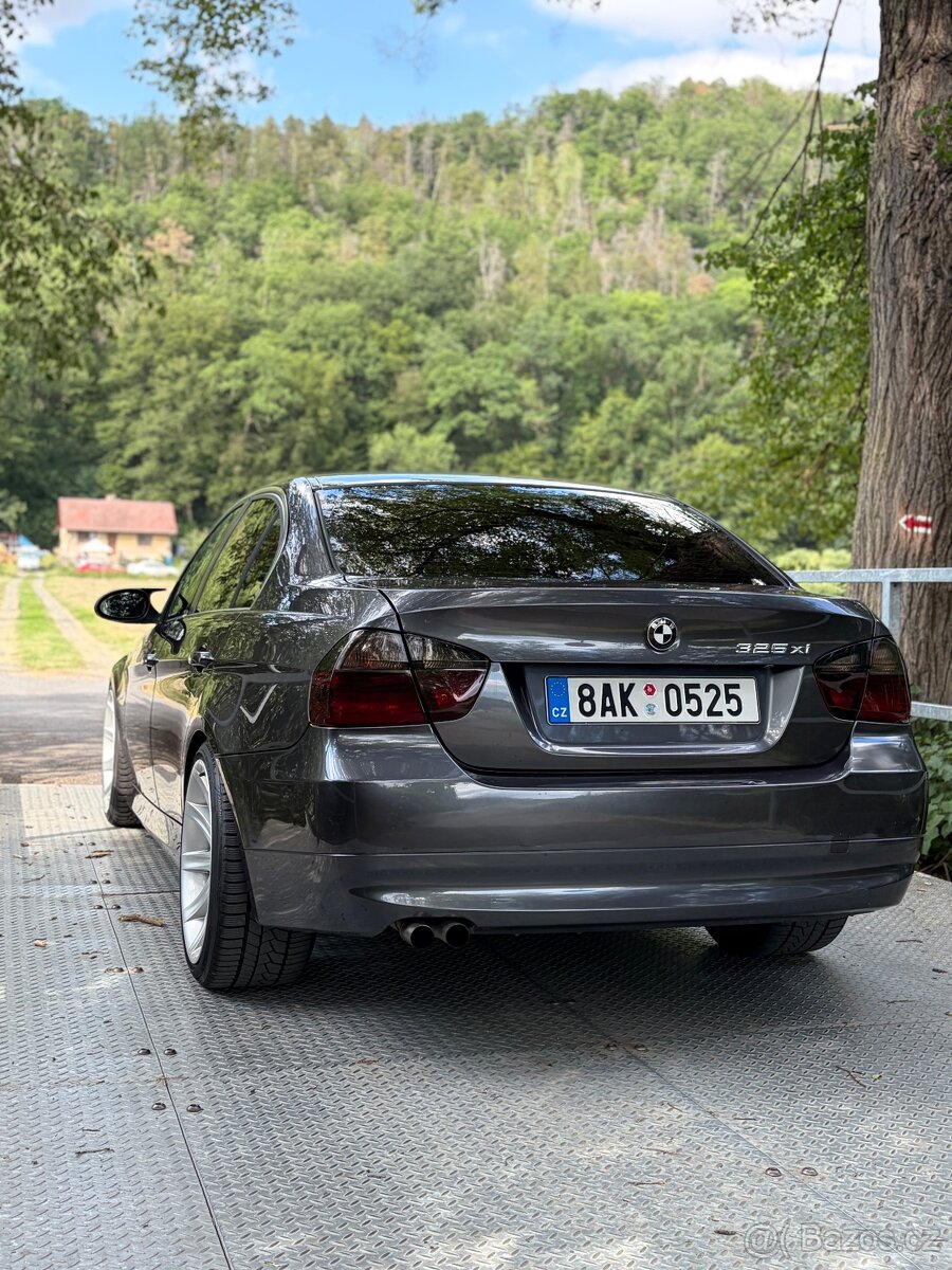 BMW e90 325xi (XDELETE) - 2