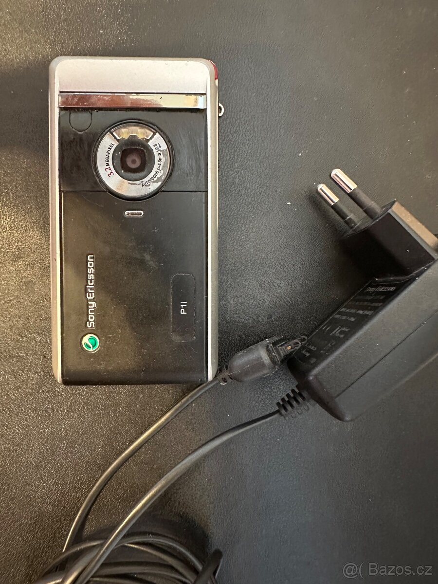 Sony Ericsson P1i - 2