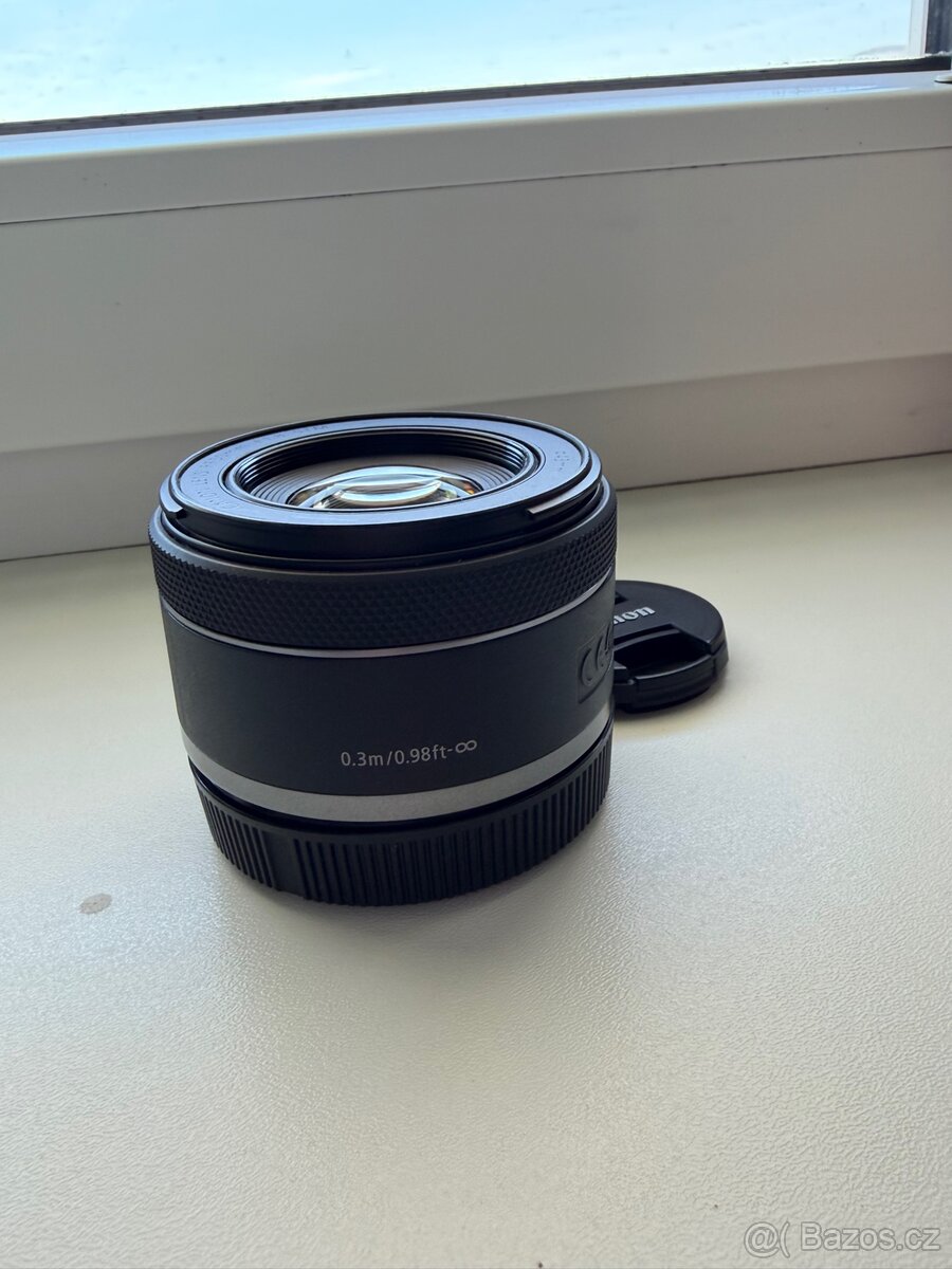 Canon RF 50mm f/1.8 STM - 2