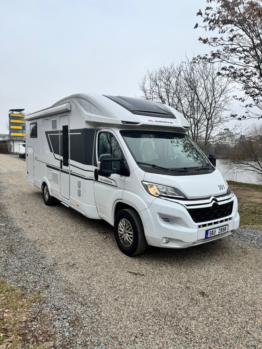 Adria Matrix 670 SL, 2023, DPH, 103kw, 5 míst jízda / spánek - 2