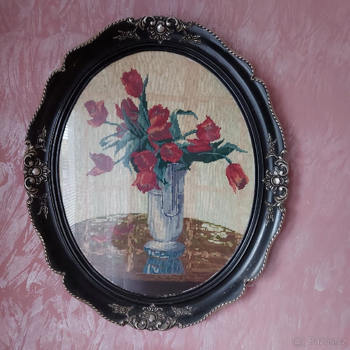 Vyšívané obrazy a zrcadlo - stáří cca 90 let - 2