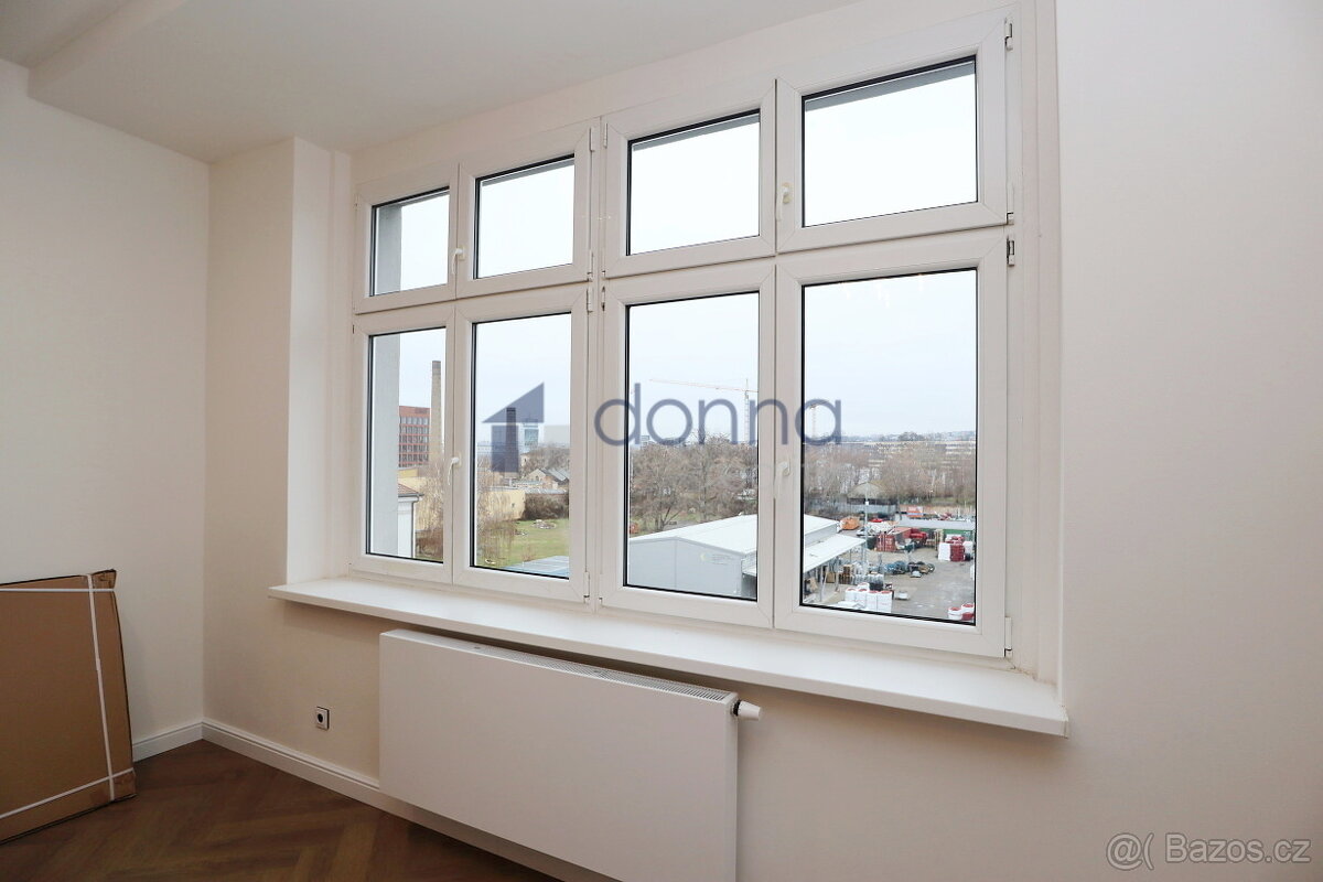 Pronájem bytu 3+kk 95m², ul. Sokolovská, Praha 8 - Libeň, čá - 2